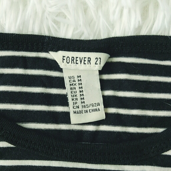 💕F21 black & white striped top - Picture 2 of 2